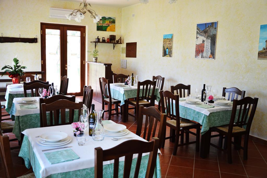 Agriturismo Terra Di Elea Azienda Agricola Di Raimondo Michela Ascea Buitenkant foto