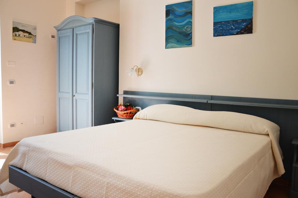 Agriturismo Terra Di Elea Azienda Agricola Di Raimondo Michela Ascea Kamer foto